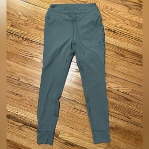 Avalanche Kids Jogger Pants in Gray